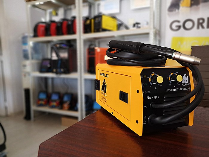 IWELD GORILLA MICROFLUX 131 NOGAS [2]