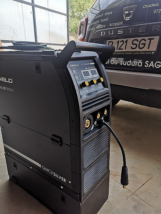 IWELD MIG 320 DIGITAL [2]