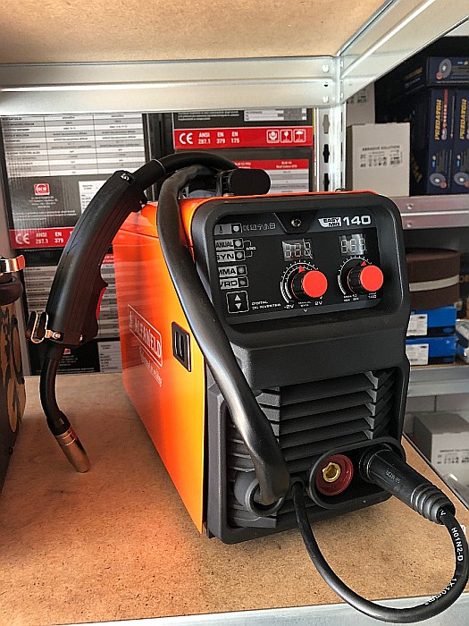 EASY MIG 140 SYNERGIC ( 220V)-NO GAS [4]