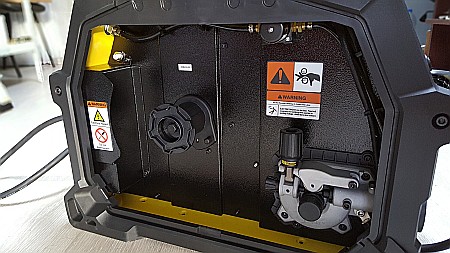 ESAB REBEL EMP 215 iC [2]