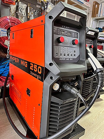 HYPER MIG 250A /400V SYNERGIC [7]