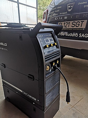 IWELD MIG 320 DIGITAL [1]
