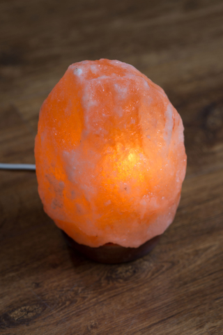 LAMPǍ DE SARE - Lampă de Sare Himalaya 2-3kg