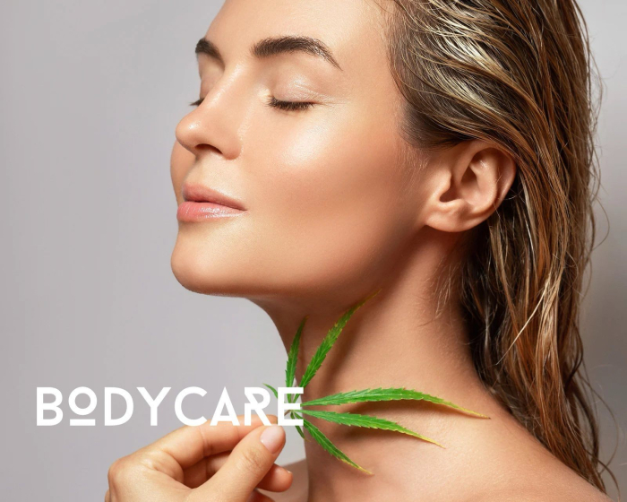 Labor8 Hemp Face Cleansing Scrub Gel - Gel exfoliant cu ulei de canepa 125 ml - Salon Expert [3]