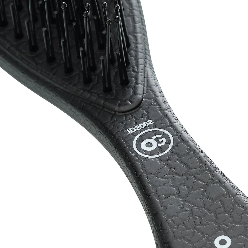 olivia-garden-perie-tratamente-par-umed-essential-style-blend-black.jpg [3]