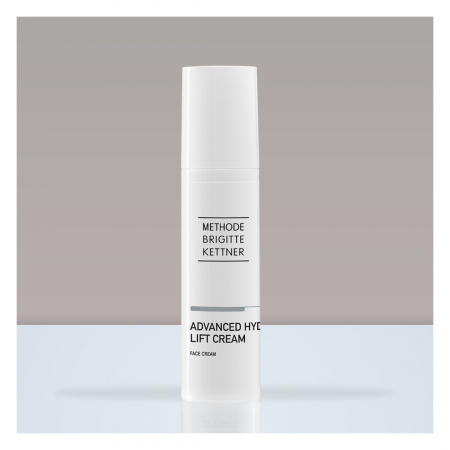 Cosmetica - Crema intens hidratanta cu efect de Lifting - 100 ml
