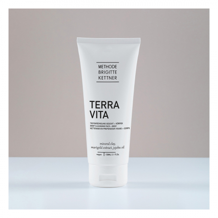 Cosmetica - Exfoliant Vitalizant cu Argila Vulcanica - Terra Vita - 150 ml