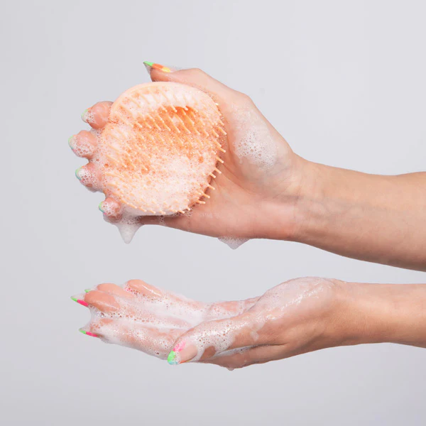 Perie pentru Masajul Scalpului Bifull Bioflex Triple Fold Scalp Brush Peach [1]