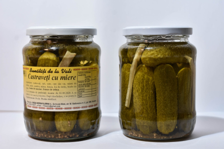 Muraturi si zacusti - Castraveti cu Miere 720ML - Somcuta