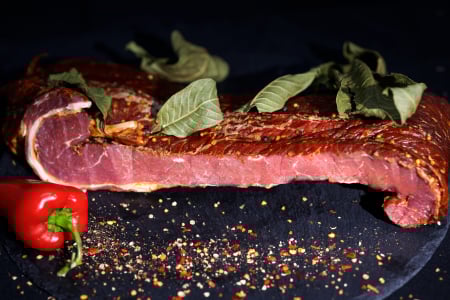 Produse din Vanat - Pastrama Cerb - 0.3 KG