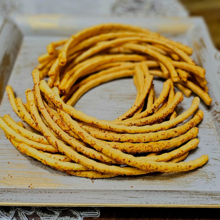 Cofetarie, patiserie, brutarie - Saratele cu Branza si Chimen 180G - Vatra Jinei