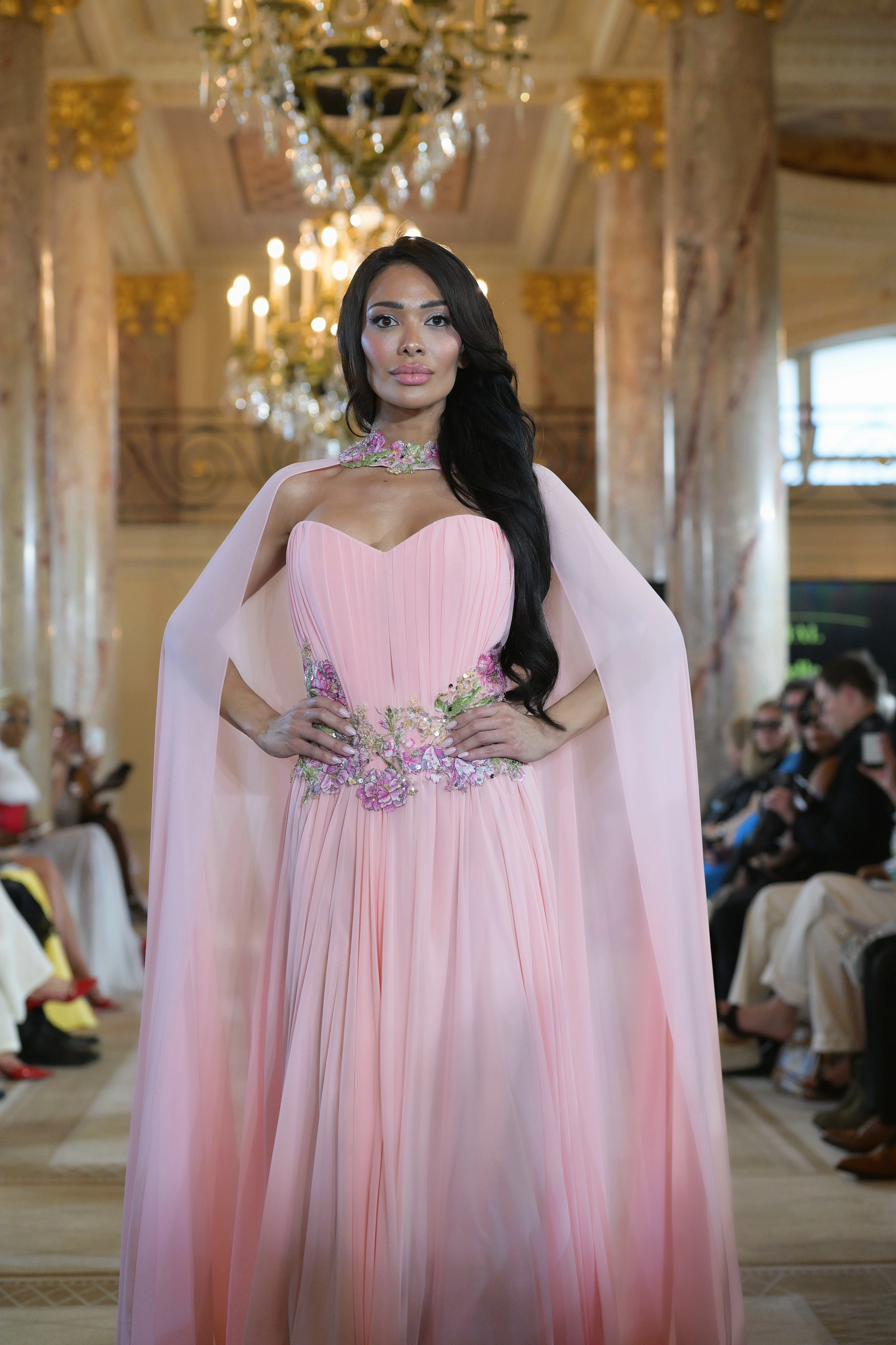 Pink Royal Cape Gown - Rochie couture premium [2]