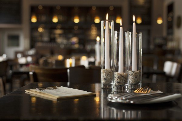 Lumanare sfesnic conica, aubergine - mov inchis, Ø 2,2 cm x inaltime 28 cm, durata de ardere 10 ore [2]