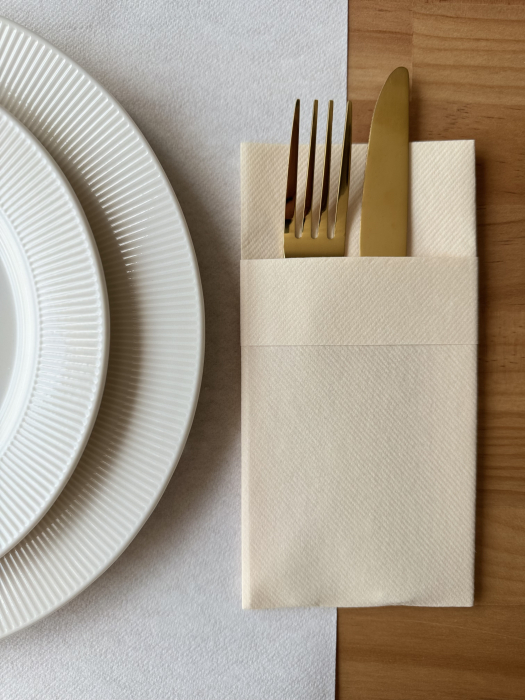 Servetele cu BUZUNAR pentru tacamuri Linclass cu manseta - Crem (sampanie) / 40 x 40 cm / 50 buc [1]