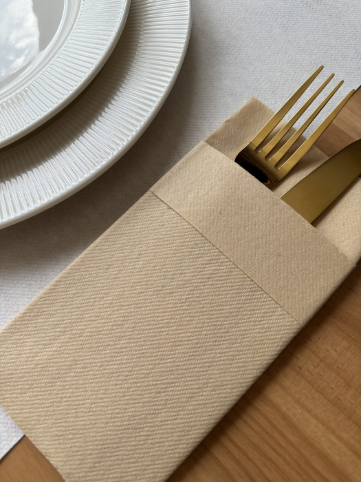 Servetele cu BUZUNAR pentru tacamuri Linclass cu manseta - Sand (Crem inchis) / 40 x 40 cm / 50 buc [4]