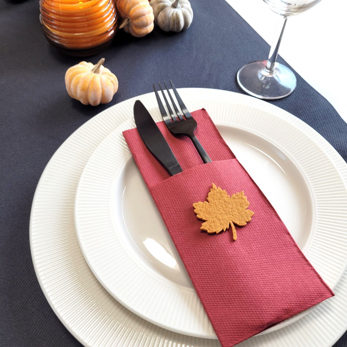 Servetele cu BUZUNAR pentru tacamuri - Softpoint (Bordeaux) / 33 x 40 cm / 50 buc [4]