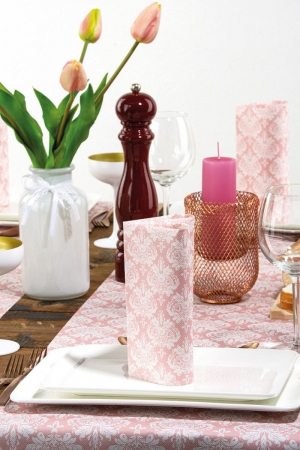 aranjament masa festiva roz [2]