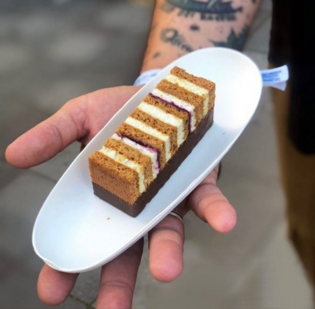 Mini-platouri biodegradabile din pulpa de trestie de zahar, 210 x 80 x h20 mm, 40 buc [3]