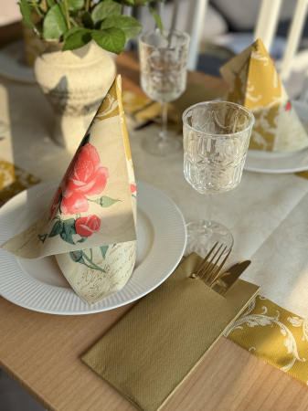 Servetele de masa festive Linclass - Romantic (auriu) / 40 x 40 cm / 12 buc [3]