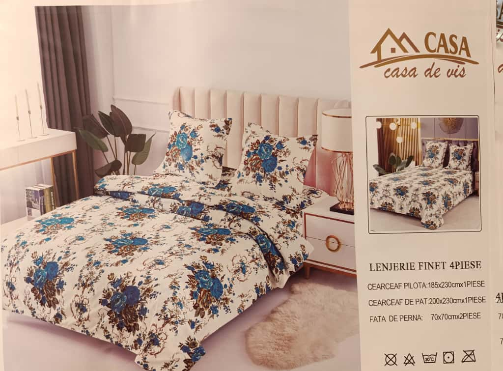 Lenjerie set 4 piese ​​​​​​​King-size Trandafir Albastru J24 (200 cm x 200-230 cm) - Pucioasa [2]