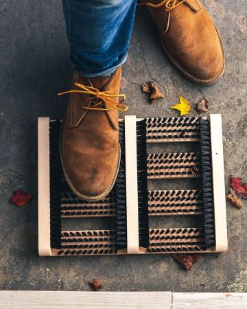 Dispozitiv din lemn cu perii pentru curatat incaltaminte 36x29 cm [3]