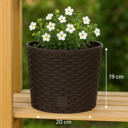 Ghiveci rotund maro inchis, plastic rezistent, imitatie ratan, diametru 20 cm, inaltime 19 cm [1]