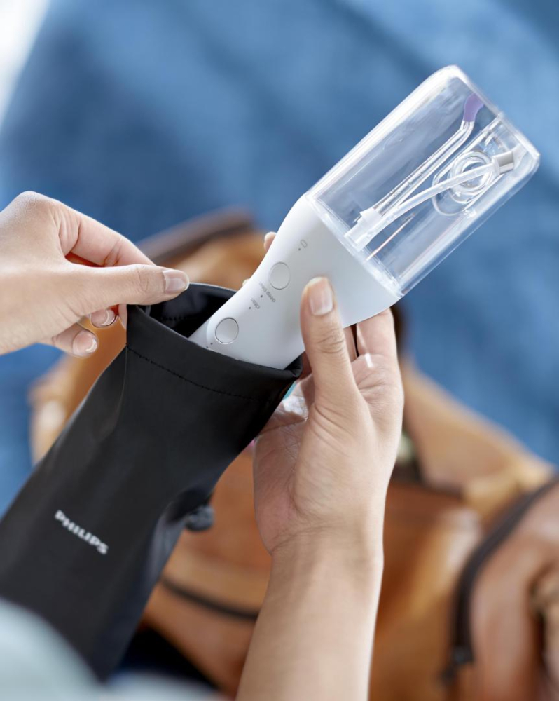 Irigator bucal PHILIPS Sonicare Cordless Power Flosser 3000 HX3826/31, Tehnologie QuadStream, Portabil, 2 moduri de curatare, 3 niveluri de intensitate , 2 x capete de curatare si 1 x husa trasport, A [6]