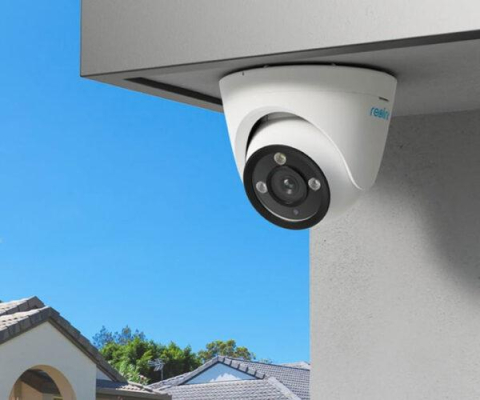 Camere supraveghere IP - Camera de supraveghere Reolink RLC-833A; P434 Senzor: 1/2.8"CMOS Rezolutie video: 8 Megapixeli (3840 x 2160 pixeli) Cadre/secunda: 25 FPS Lentila varifocala: 2.8-8mm Diafragma: F1.6 Unghi de vizualiza
