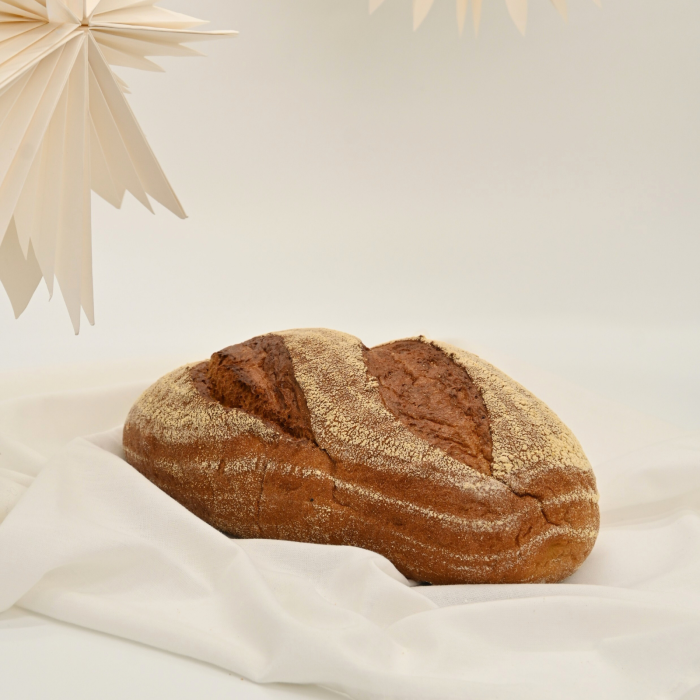 Pâine cu maia de secară și matcha [1]