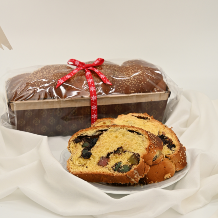 Cozonac cu nucă, cacao, rahat și stafide [1]