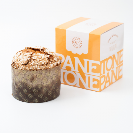 Panettone cu stafide și portocale confiate [1]