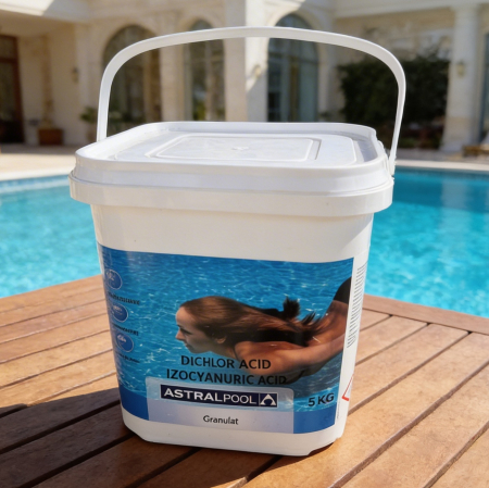 Tratarea apei din piscina - Clor șoc granulat AstralPool 55% clor liber - Dezinfecție rapidă piscină - Găleată 5 kg