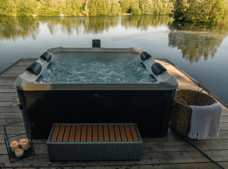 Jacuzzi cu pereți rigizi MSpa Oslo - 6 persoane, 850 L - hidromasaj, încălzire, UVC și bandă LED - grădină și terasă [5]