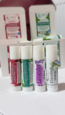 Balsamuri naturale & remedii tradiționale - NATURAL LIP BALM CU UNT DE CACAO SI ULEI DE MIGDALE