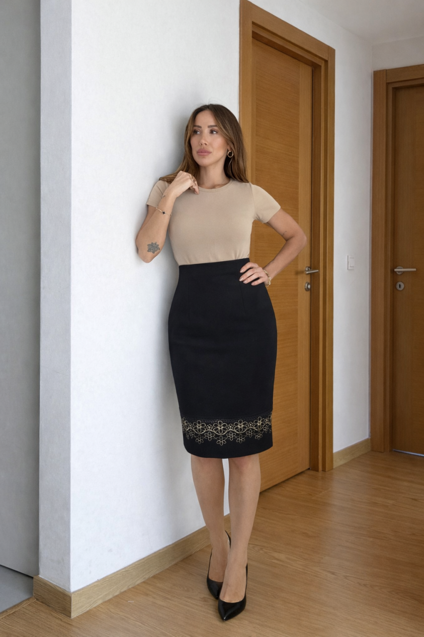 Fusta conica eleganta cu broderie [3]