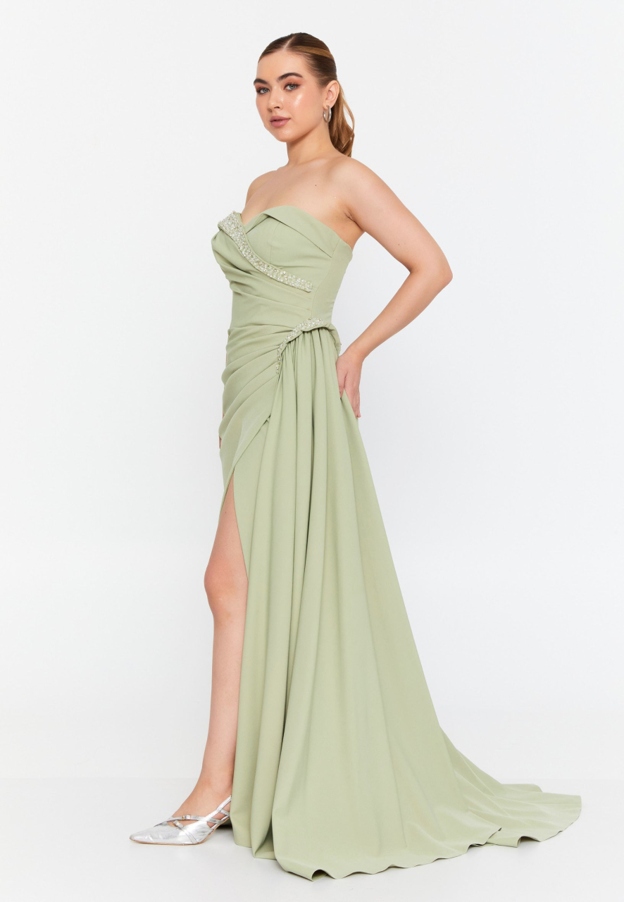 Rochie unică eleganta lungă verde fistic fără umeri Callia [2]