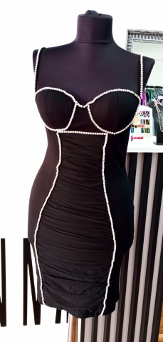 Rochie mini mulată cu detalii strălucitoare [2]