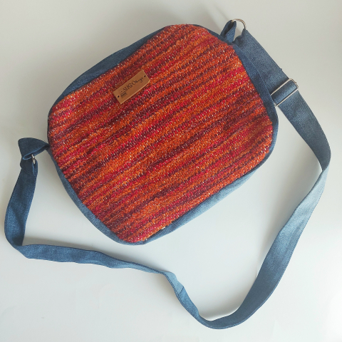 Geantă poștaș handmade țesută manual la războiul de țesut [0]