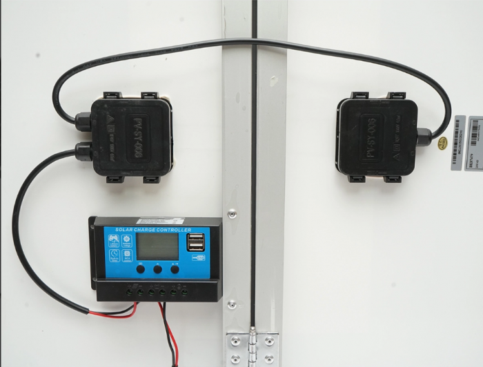 Panou solar 145W portabil fotovoltaic monocristalin tip valiza cu regulator tensiune 12/24V 20Ah 2 USB-uri [4]