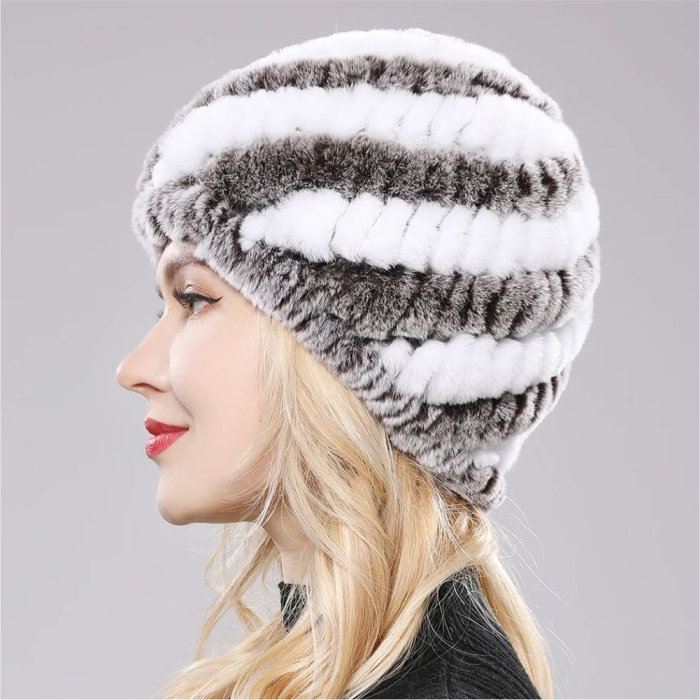 Caciula eleganta de blana LORA (MARO+ALB) - marime universala [3]