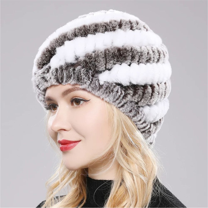 Caciula eleganta de blana LORA (MARO+ALB) - marime universala [2]