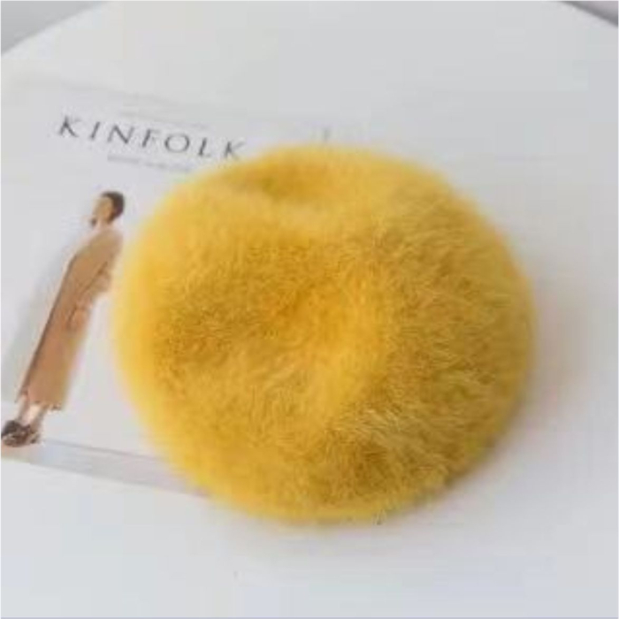 Caciulita eleganta din lana de Angora (GALBEN) - marime UNIVERSALA [3]