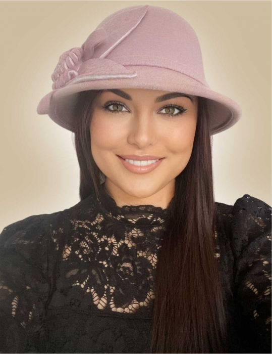 Palarie dama cu boruri mici si accesoriu floare MISS FLORIA (ROZ) - marime unica, reglabila [1]