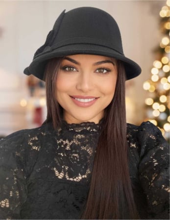 PALARII TOAMNA - Palarie dama cu boruri mici si accesoriu floare MISS FLORIA (NEAGRA) - marime unica, reglabila
