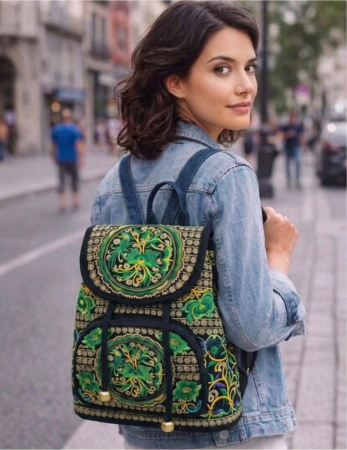 RUCSACURI - Rucsac  elegant de dama - Fantezie in Verde