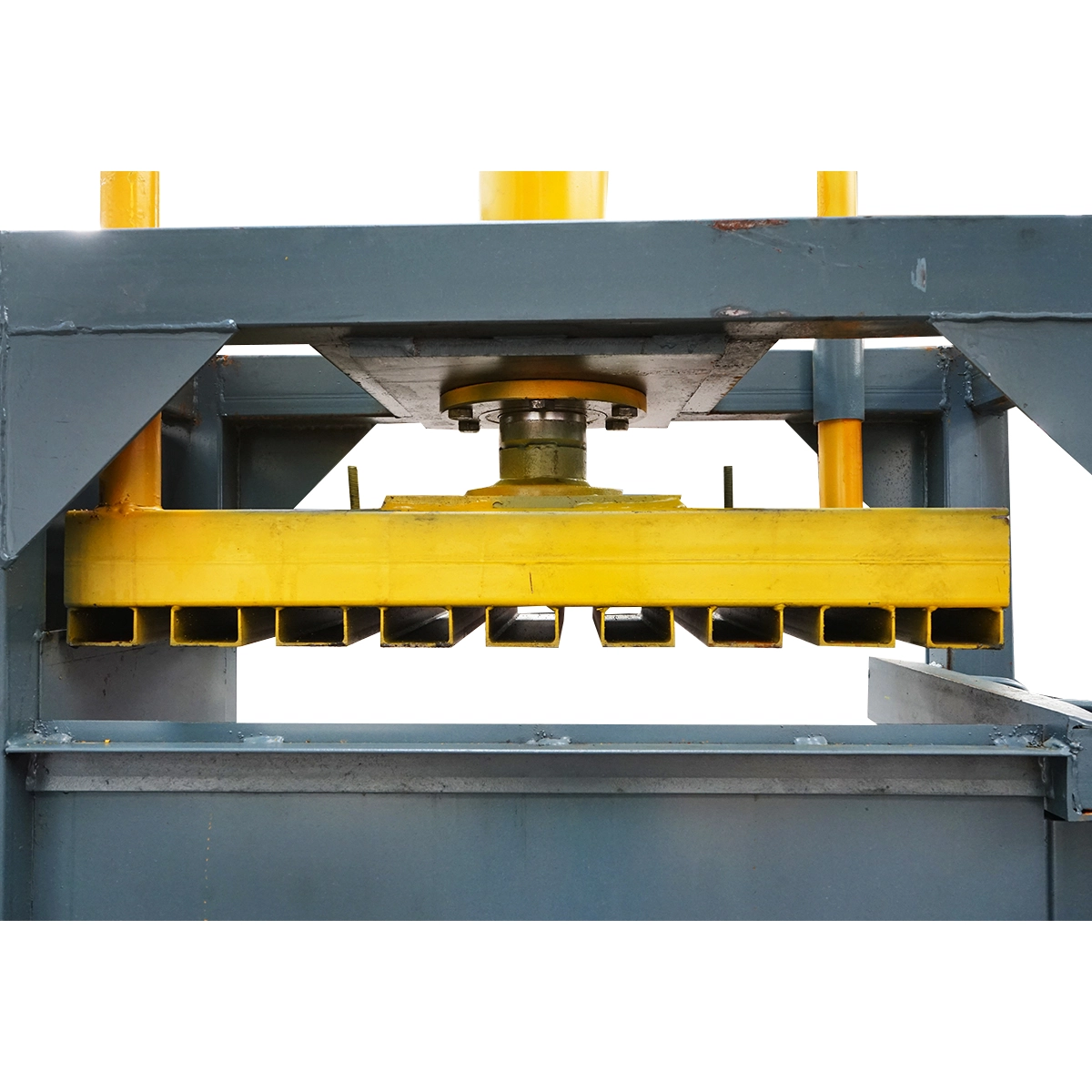 Presa carton 380V/7.5kW, capacitate 60-100kg, lungime piston 1000mm [4]