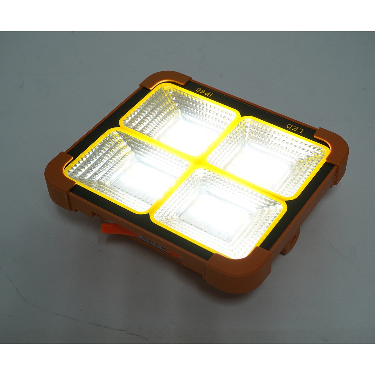 Proiector LED portabil 100 W cu panou solar 1.5 W Breckner Germany [12]
