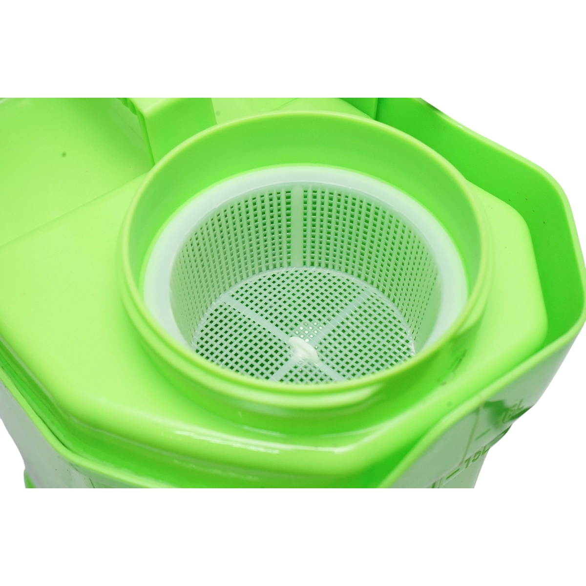 Pompa de stropit, vermorel manual cu rezervor 16L, 3 duze, presiune max. 3 bar [5]