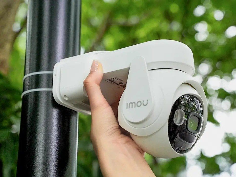 Camera de supraveghere wireless cu alarma si rotire de pe telefon Imou Cell PT 4G 2, panou solar 5W, baterie, 3MP, IR, microfon si alarma [5]