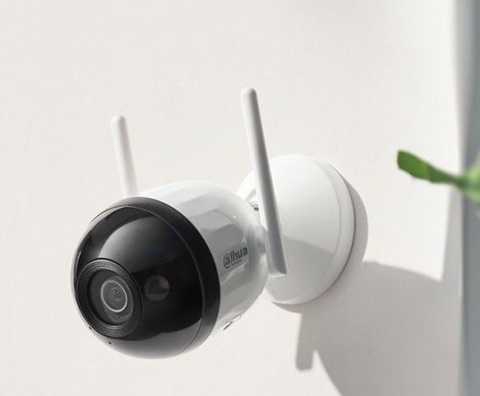 Cameră Supraveghere WiFi Dahua 4MP Full Color, LED 30m, microSD, IP67 [5]